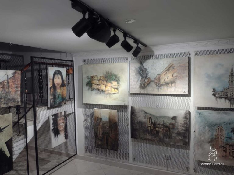 5-Gallery_Gallery-1A-Colombia-Essentials-David-Galileo-Diana-Castaño